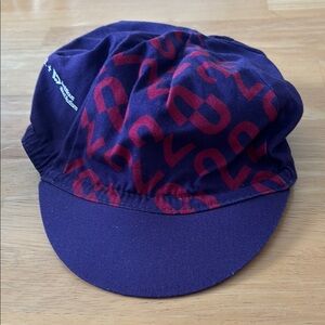 Rapha ambitious 220 cycling cap excellent